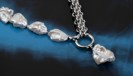 Why Are Baroque Pearls Gaining Popularity in Fashion Again?